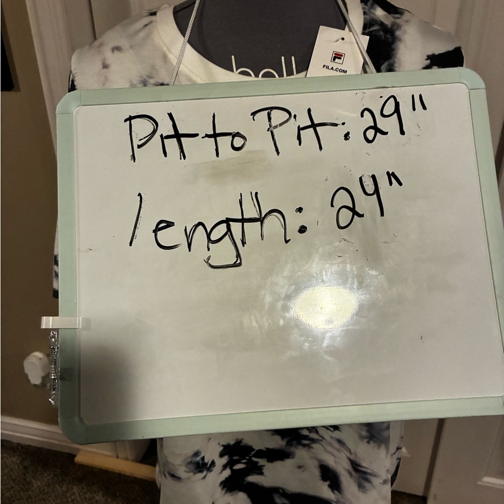 💰Fila Train Gain Tee Shirt Plus Size 3XL Soft Lightweight Activewear Top Tye Dye - Picture 6 of 6